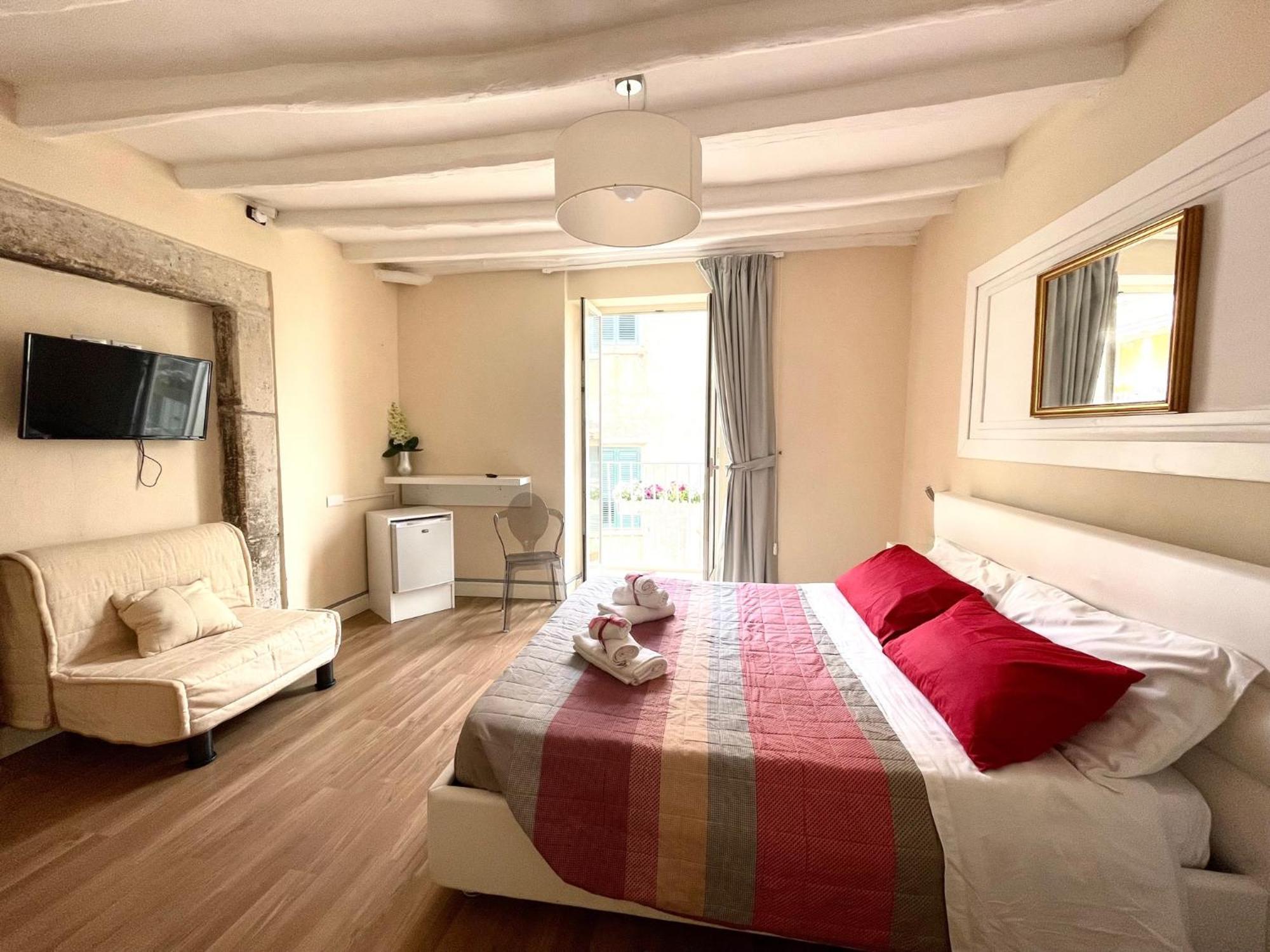 Pensión Residenza Donna Peppina 2*